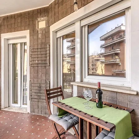 Garbatella Art House Apartman *